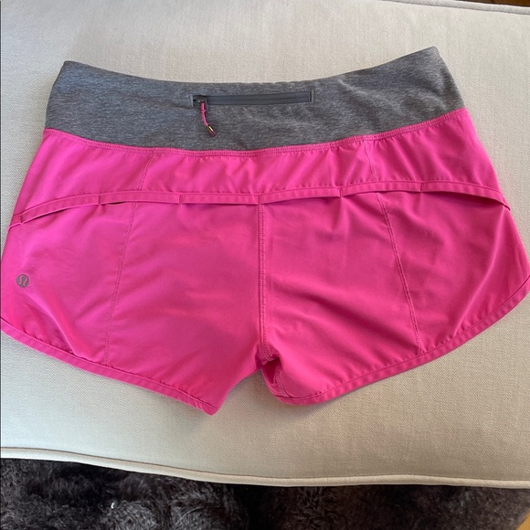 Lululemon Speed Short 4-way Stretch Raspberry Glo Light/Heathered Slate, size 6 - Picture 5 of 8
